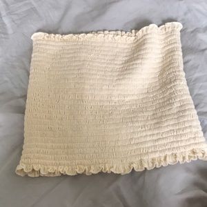 Brandy Melville Tune Top!